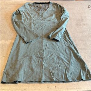 Super comfy long sleeved knit dress